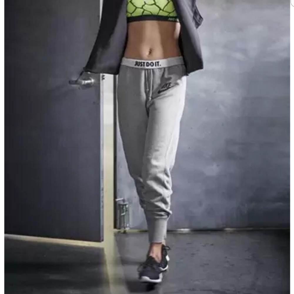 Grey Nike Sweatpants