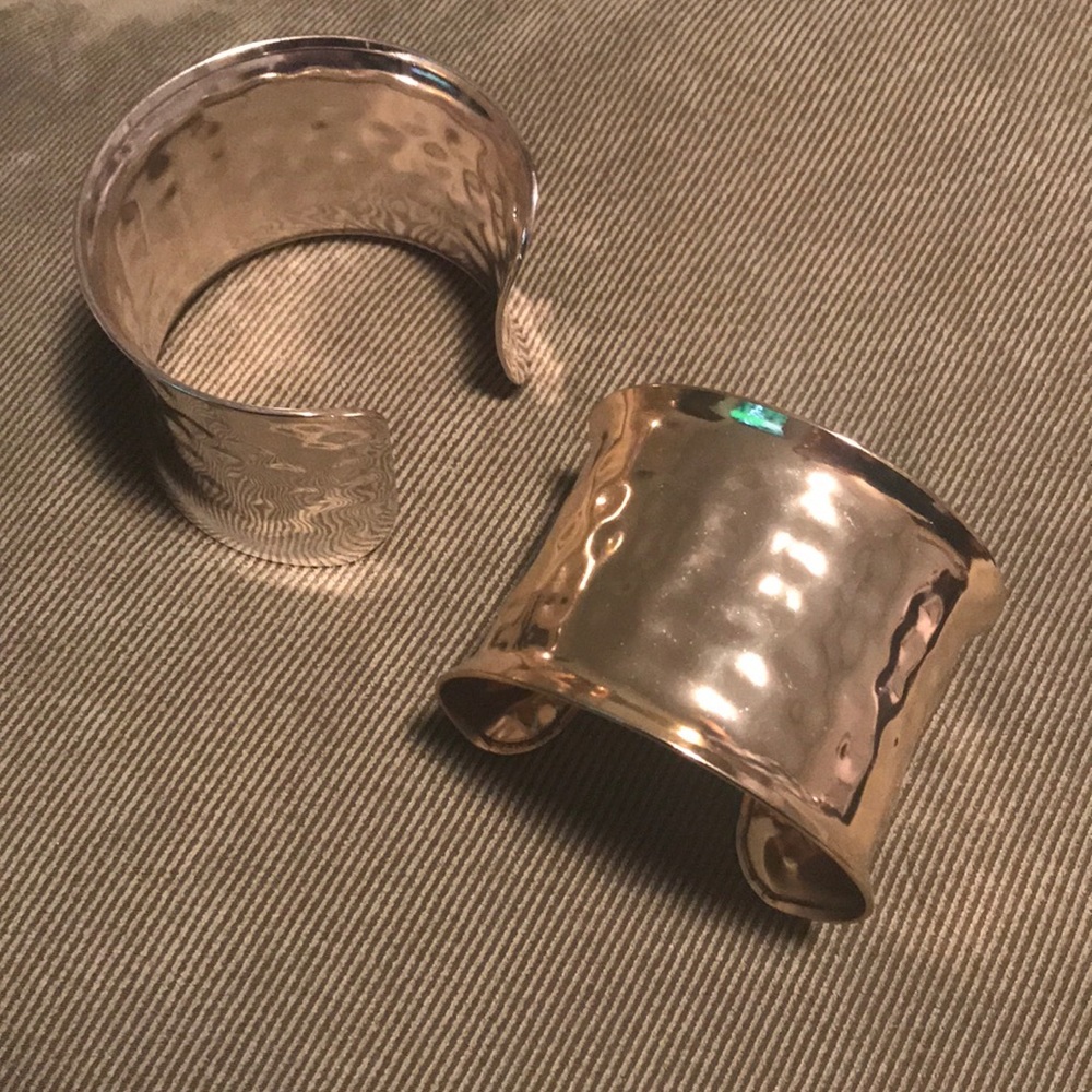 Silver or gold available