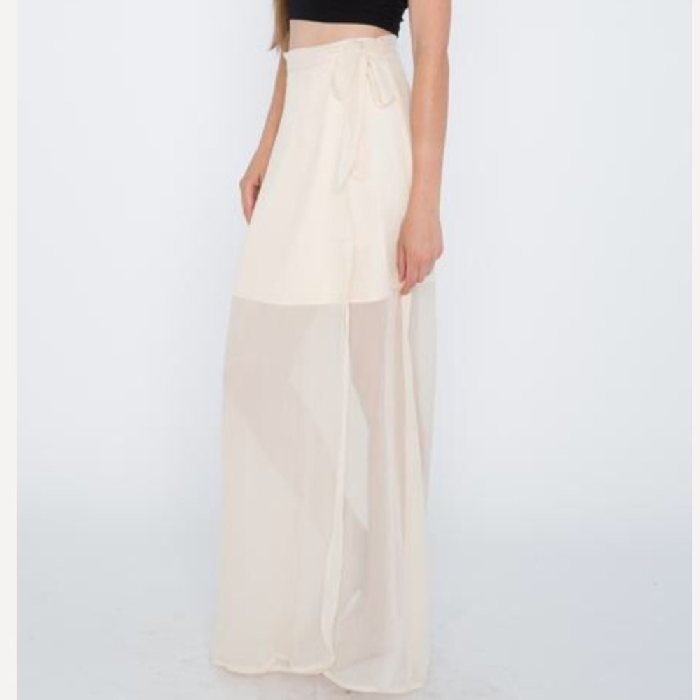 Cream maxi wrap skirt 🥂