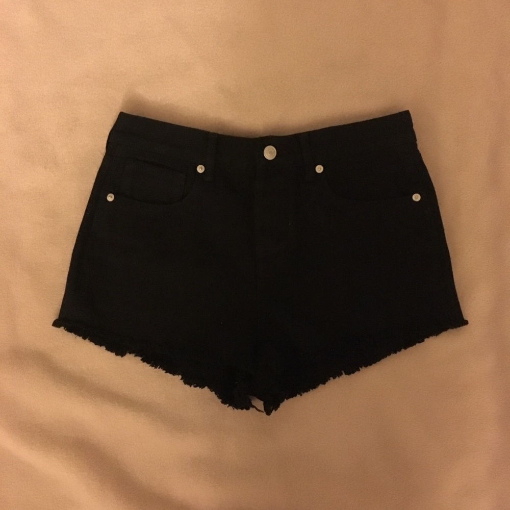 Brandy melville frayed shorts