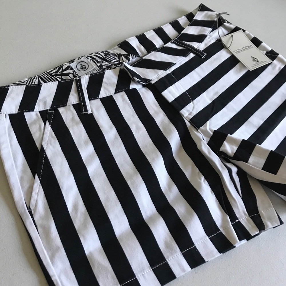{Volcom} Frochickie Striped Shorts - Picture 2 of 6