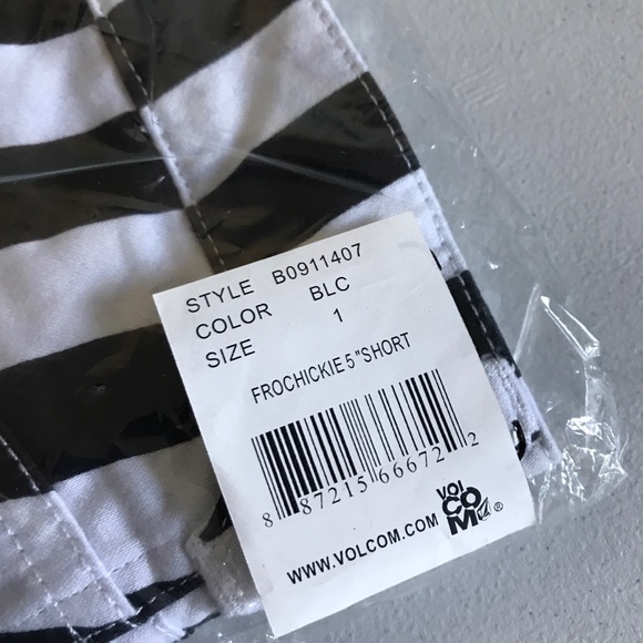 {Volcom} Frochickie Striped Shorts - Picture 6 of 6