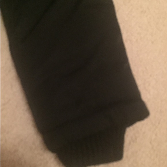 Gap warmest black jacket - Picture 3 of 9
