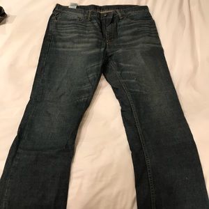 Never Worn Levi 559
