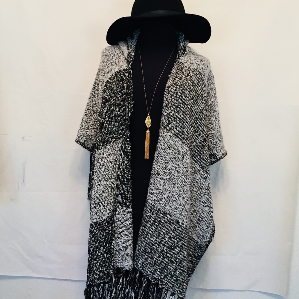 Steven Madden Poncho