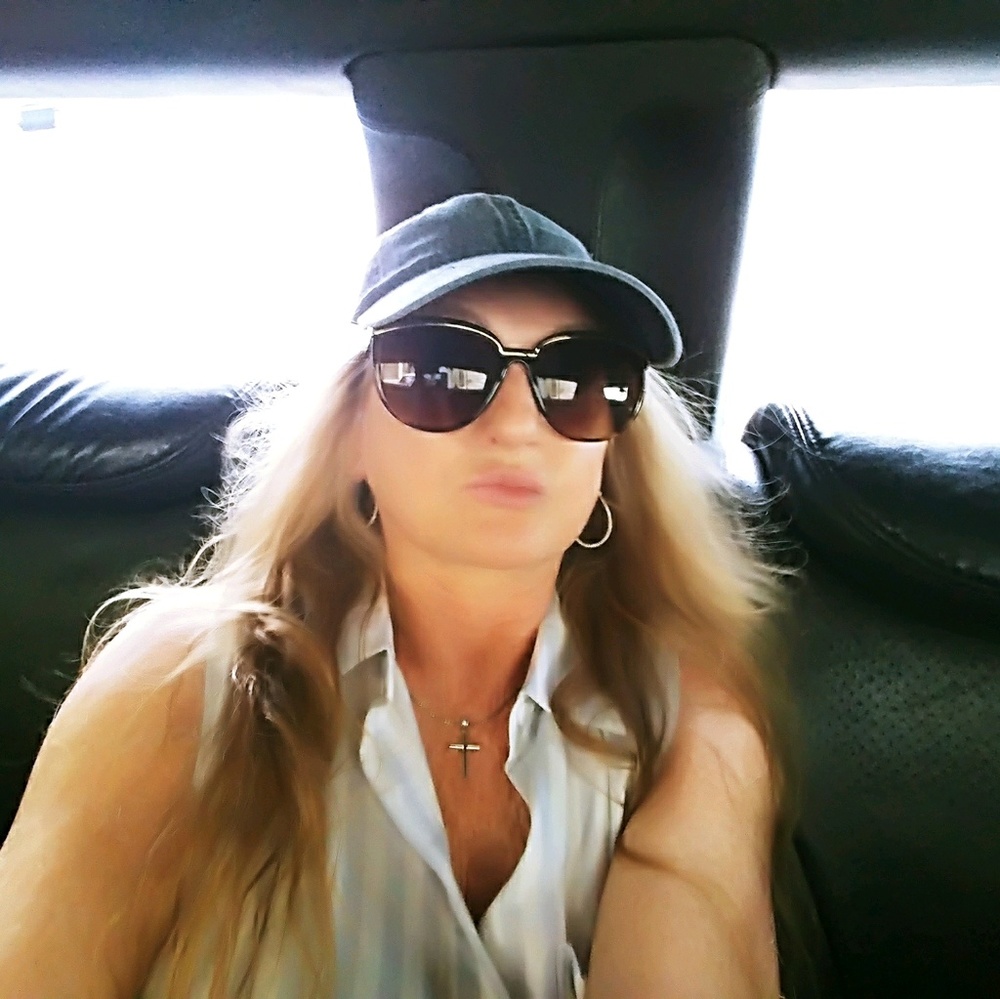 Meet your Posher, Teresa