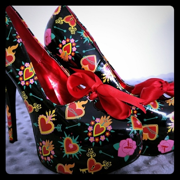 Pleaser Shoes - Pin Up Courture 5" Heel Size 8