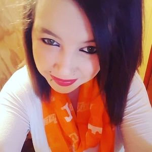 Meet your Posher, Ally