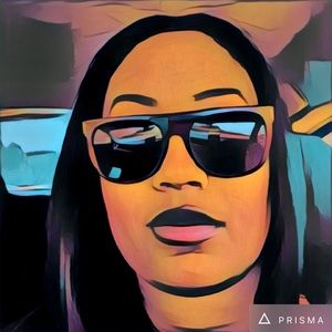 Meet your Posher, Briana