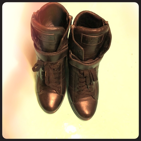 Authentic Prada Linea Rossa Chunky Lace-up Booties - Picture 3 of 7