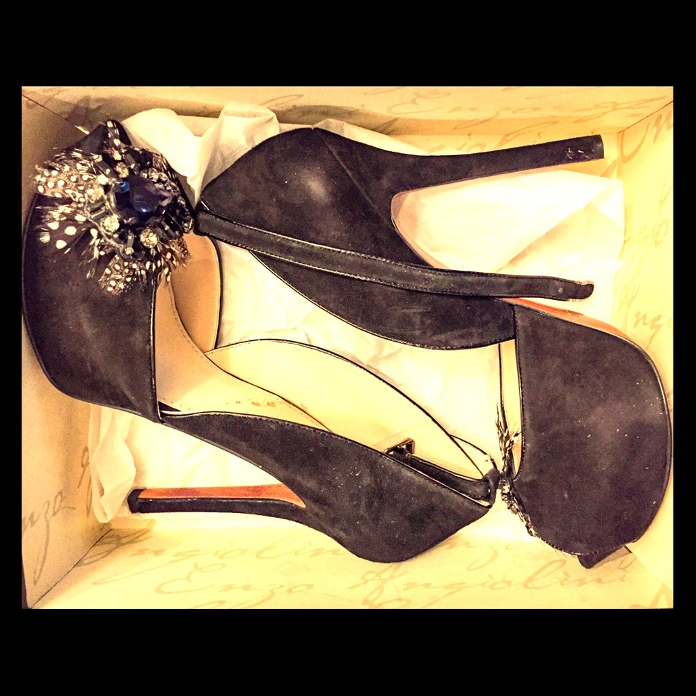 Enzo Angiolini  'Thaddea' Pump in Black Suede
