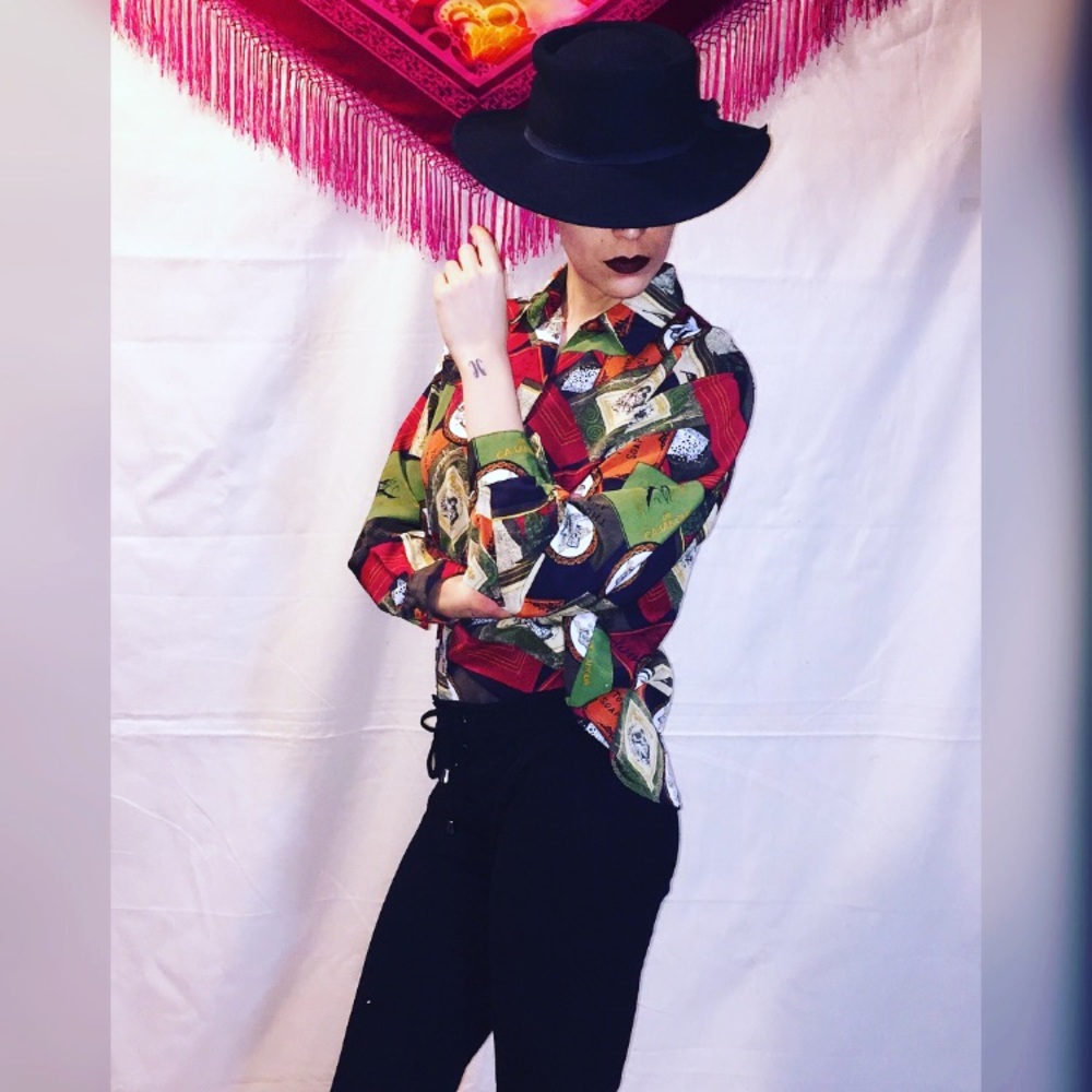 Vintage blouse French advertisements print