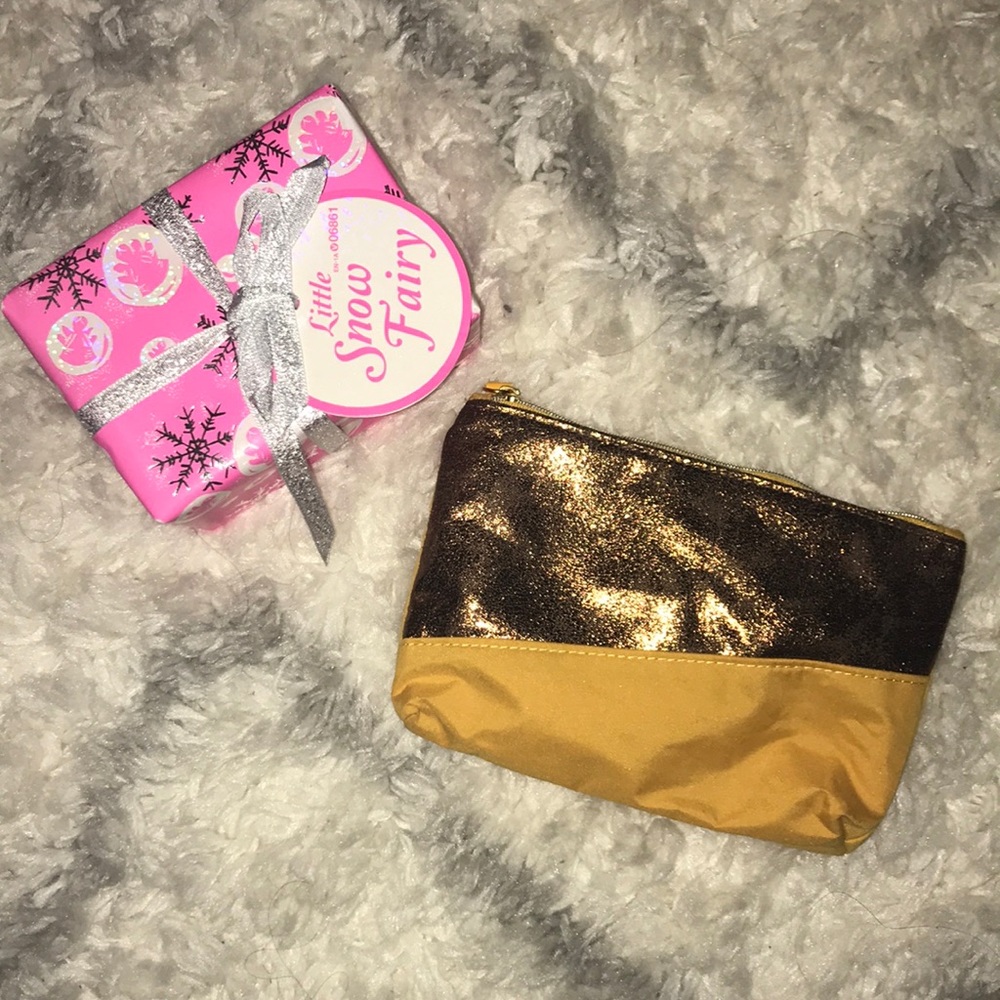 LUSH LITTLE SNOW FAIRY GIFT SET, IPSY GLAM BAG