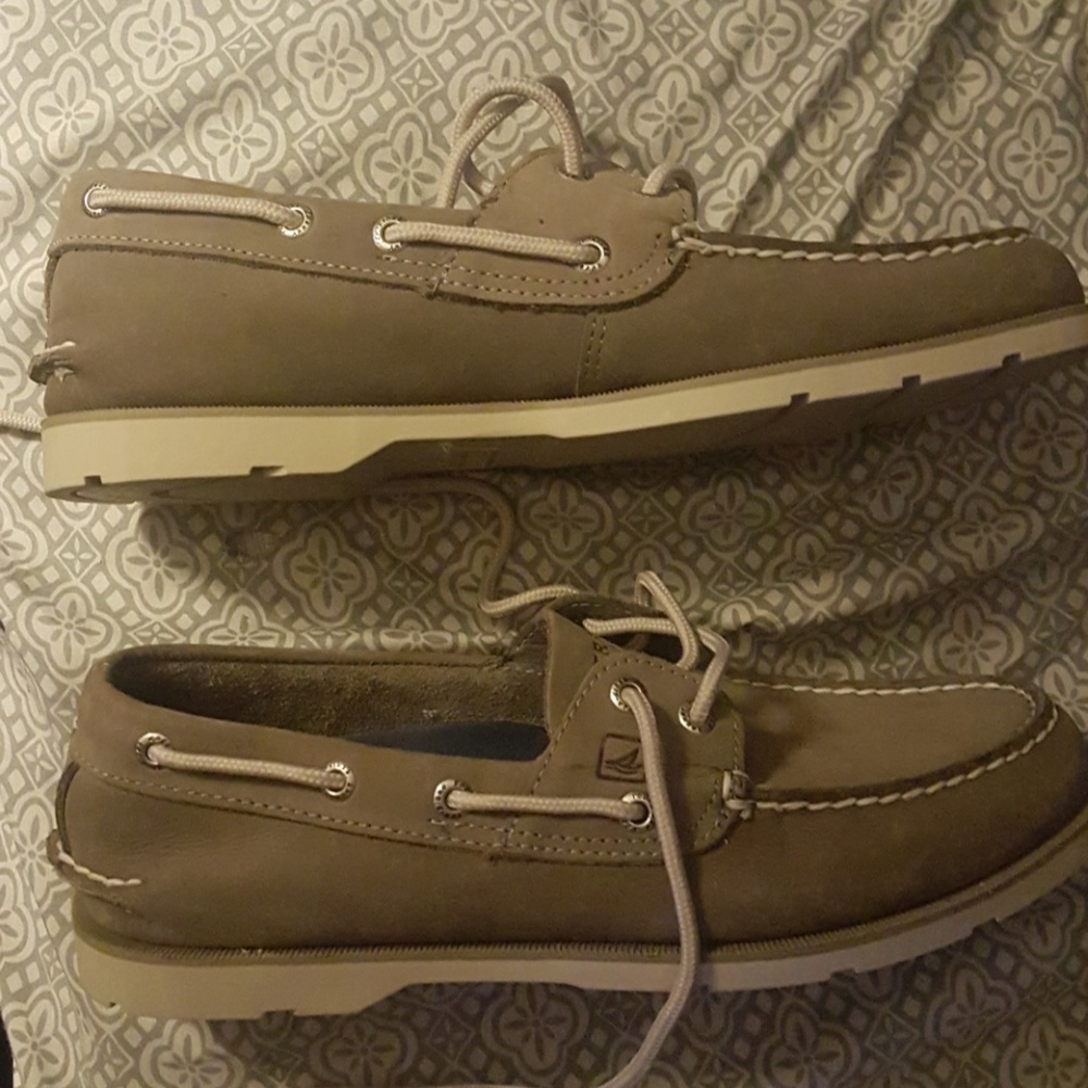 Brand new Perry Ellis(SPERRY) shoes