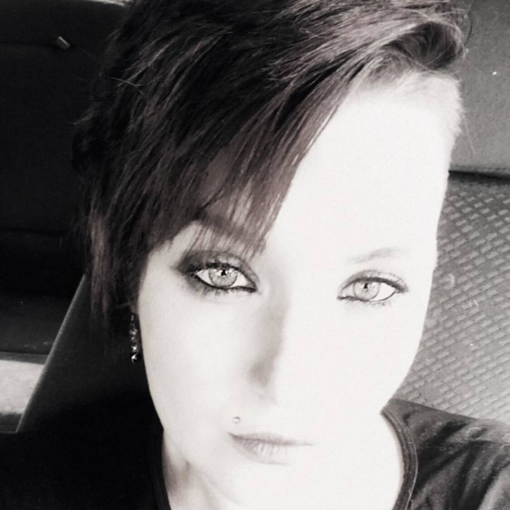 Meet your Posher, Joni