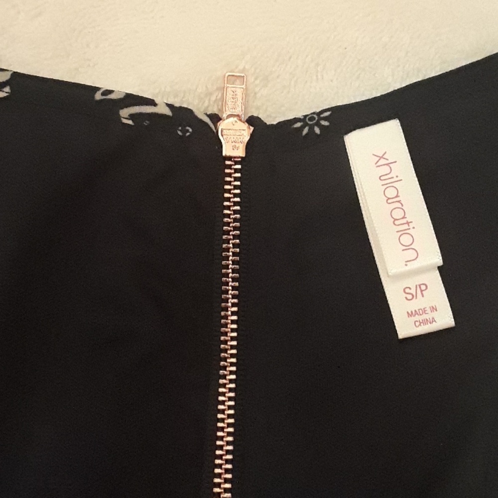 Spring Floral Rumper - Picture 3 of 4