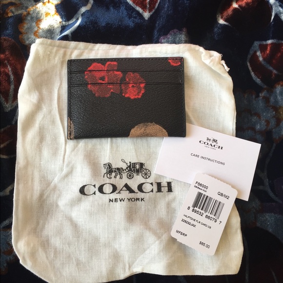 NWT Coach black floral card holder- Christmas gift - Picture 2 of 2