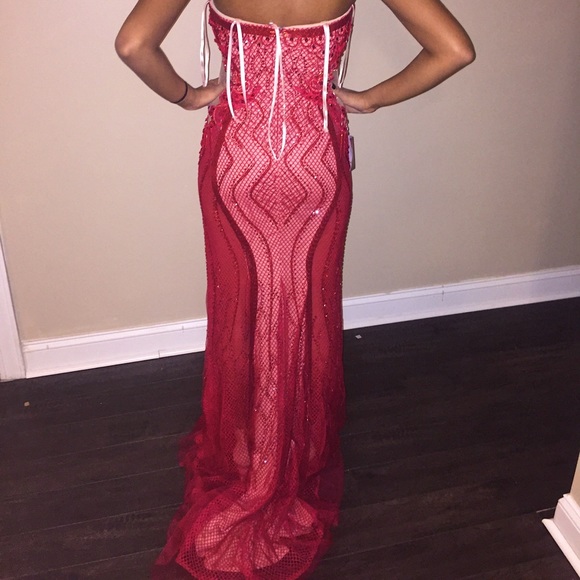 Prom Dress - Picture 2 of 3