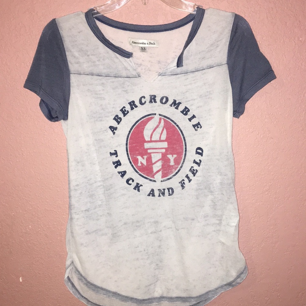 Blue Abercrombie & Fitch T-Shirt