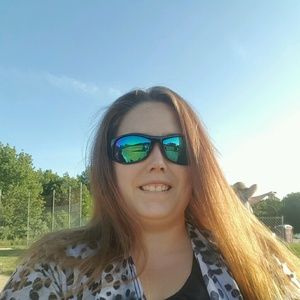 Meet your Posher, Alisha