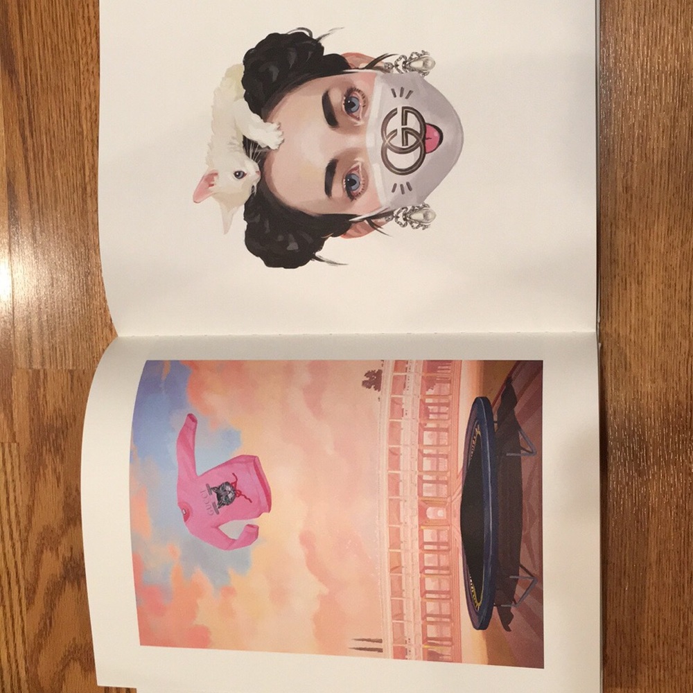 Gucci book - Picture 2 of 3