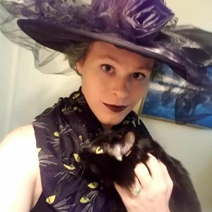 Meet your Posher, Violet