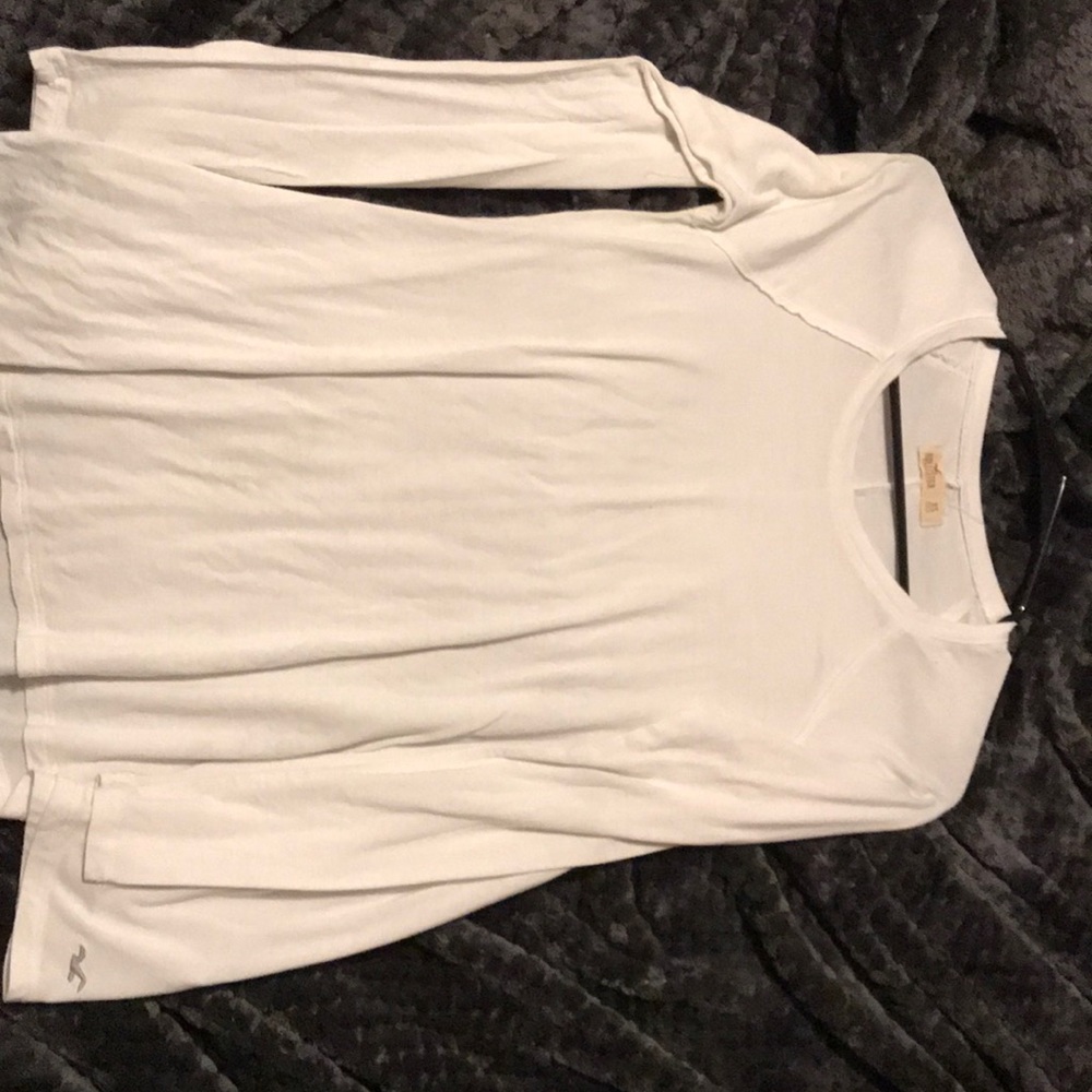 White long sleeve flowy shirt
