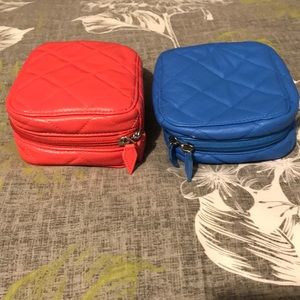 2 Trish mcevoy planner makeup and brush holder