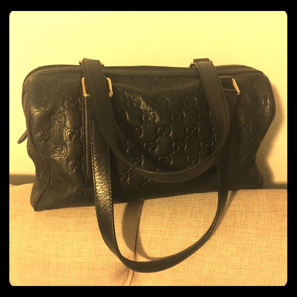 Gucci shoulder handbag GG