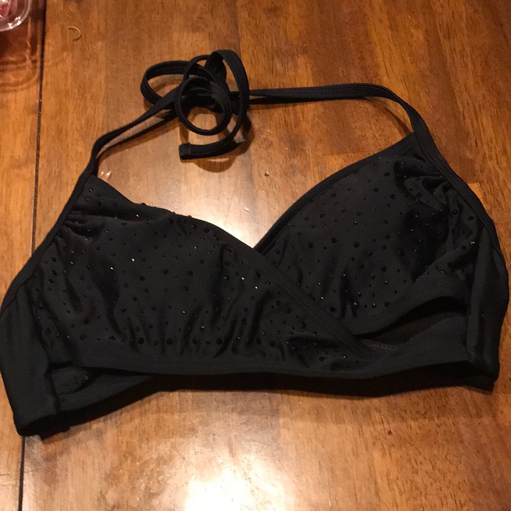 Black bikini top