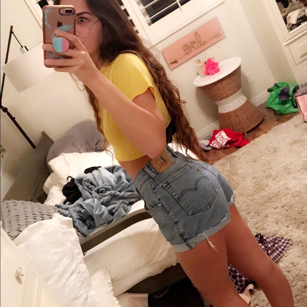 Vintage Levi Jean Mom Shorts