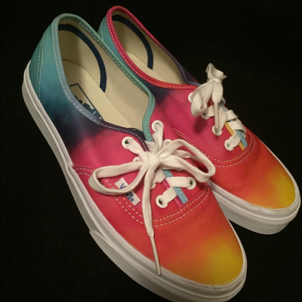 tye dye vans
