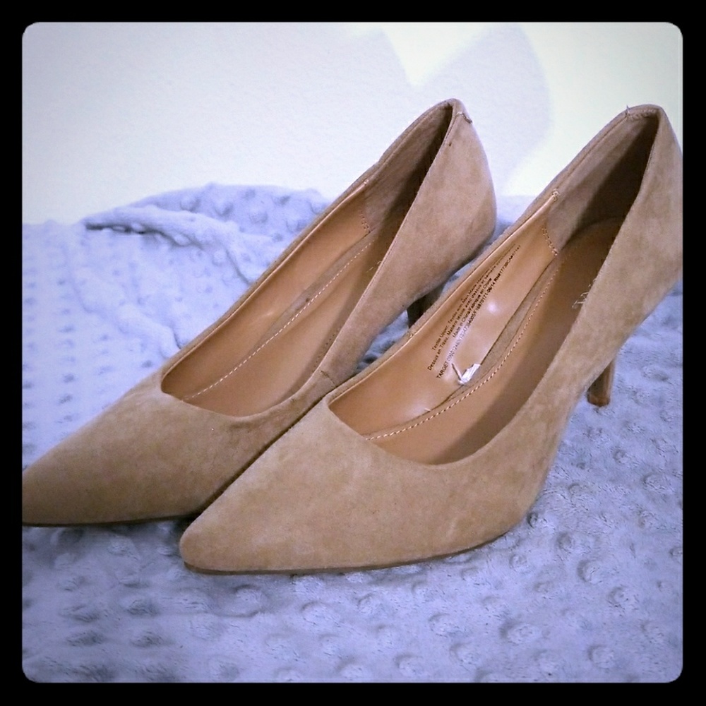 Merona 2" Heel Size 8