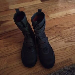 Fugu Maguro Japanese Industrial Boots