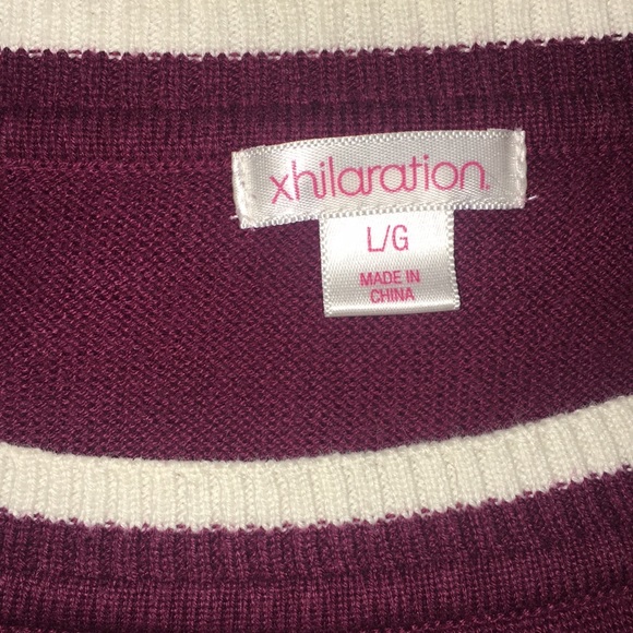 GENIUS Cropped Sweater - Picture 3 of 3