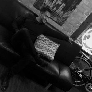 Meet your Posher, Robert