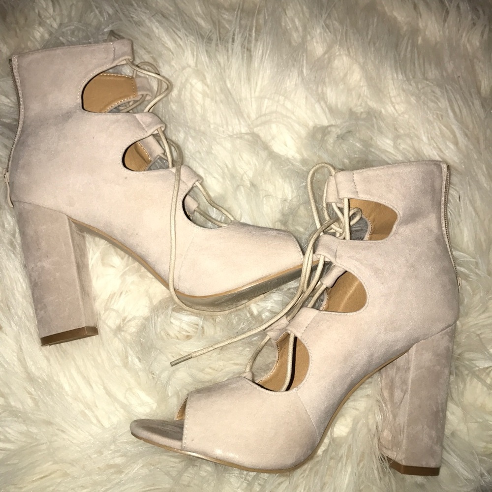 Baby Pink Strappy Heels!