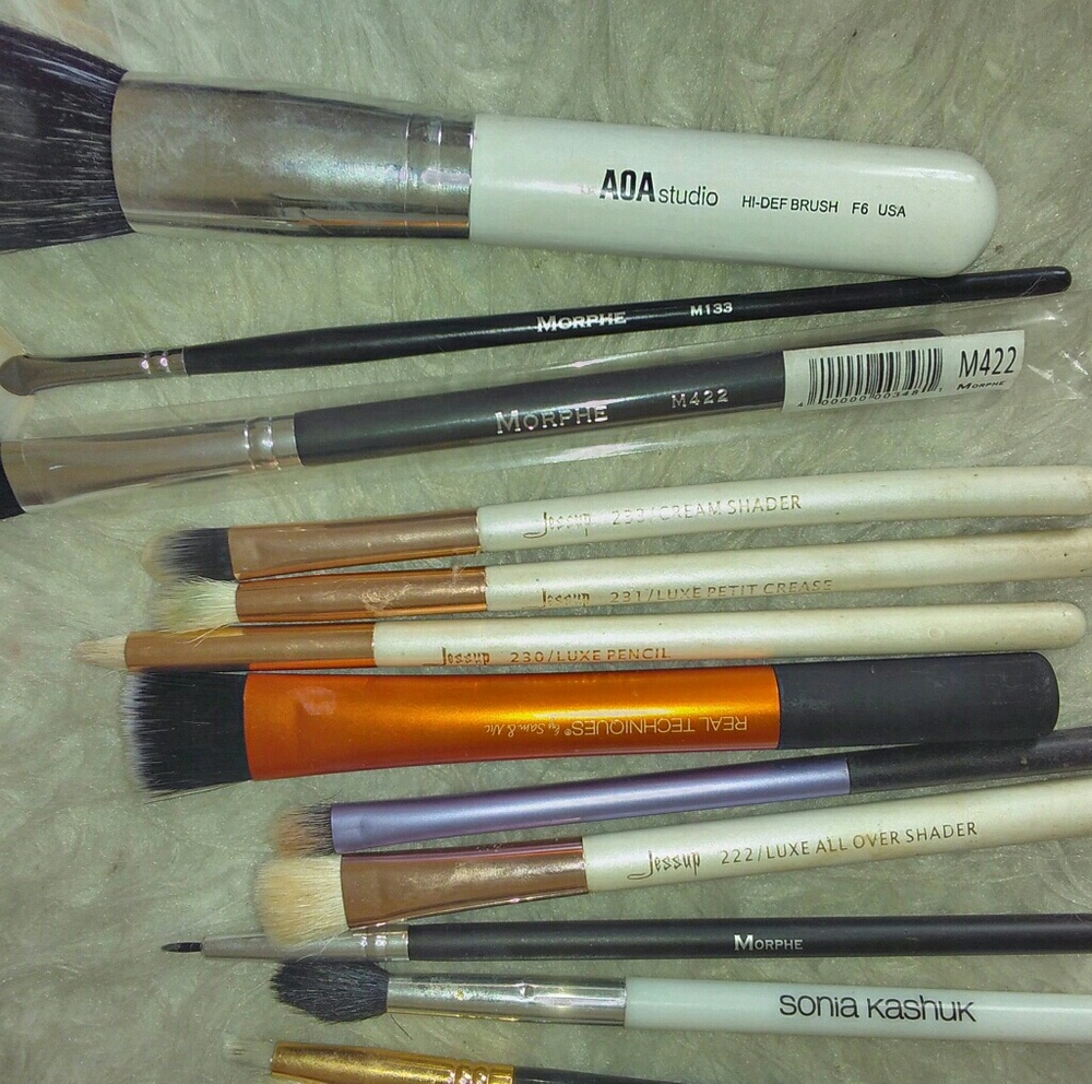 Makeup bundle