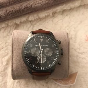 Brand New. never worn men’s Michael Kors watch