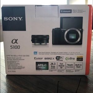 Sony Alpha A5100 with Sandisk 32 gb card