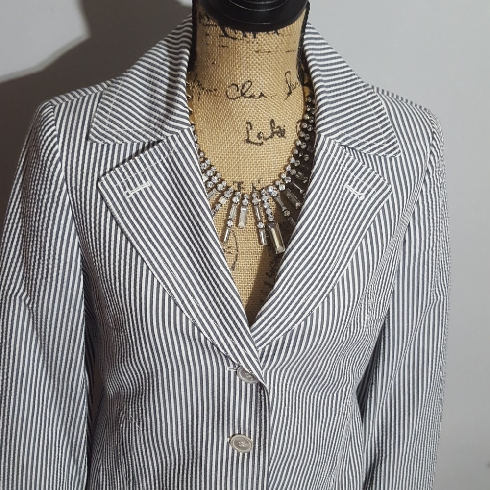 Talbots Ladies Blazer - Picture 2 of 6