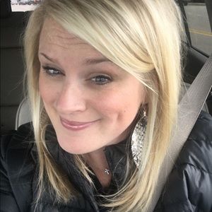 Meet your Posher, Shelli