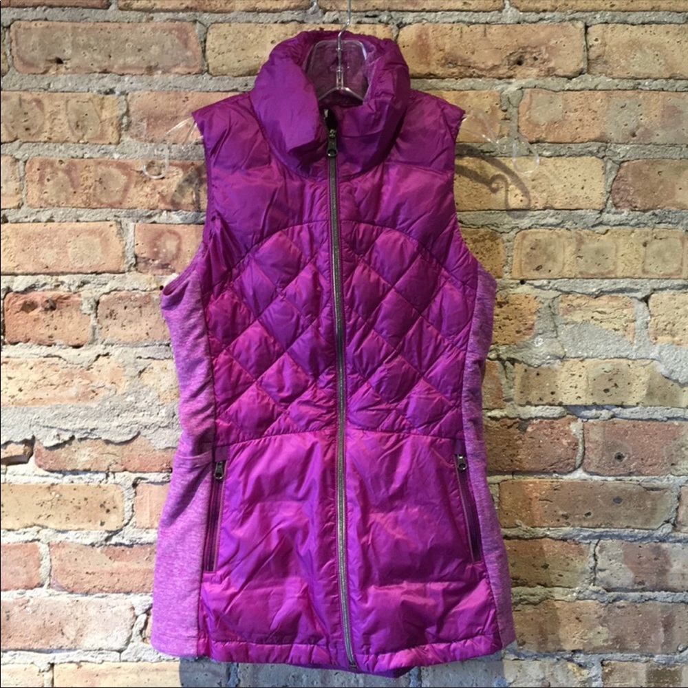 Lululemon Down for a run vest
