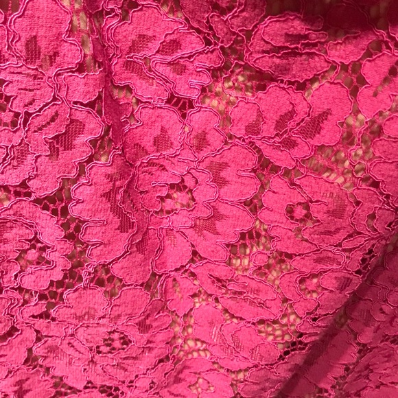 Super cute one should lace dress - Picture 4 of 6