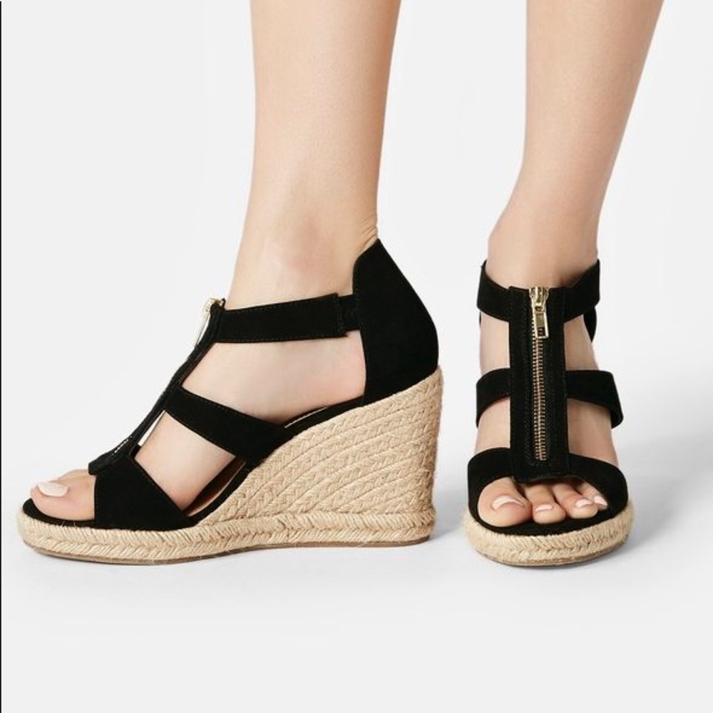Black Wedges