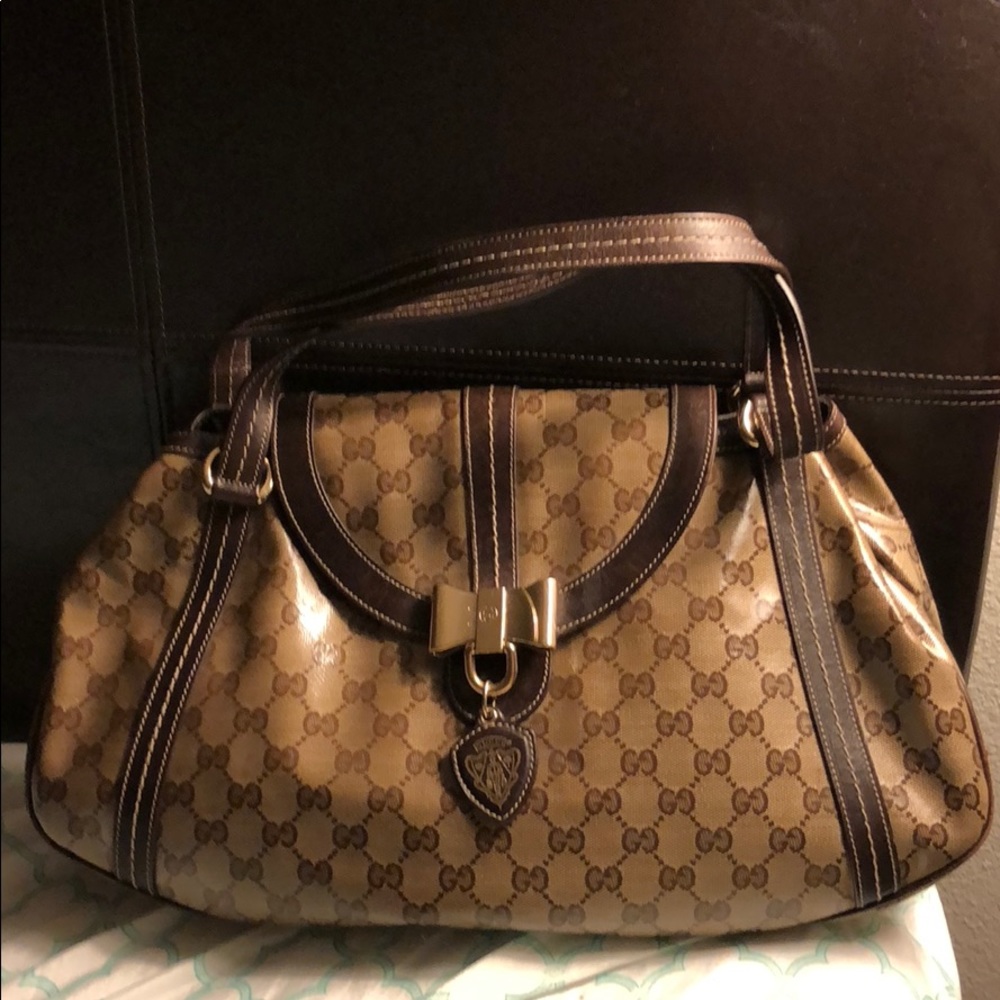 Gucci shoulder bag