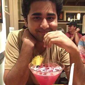 Meet your Posher, Hamza