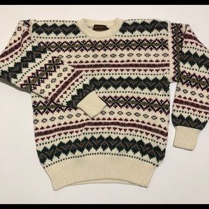 Eddie Bauer women’s size medium sweater
