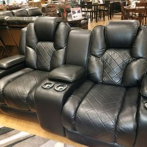 Meet your Posher, Stacy