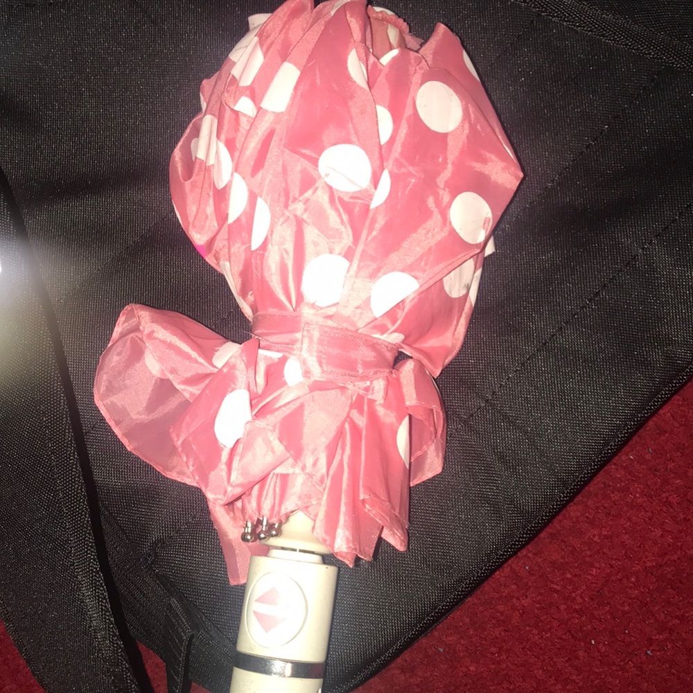 Issac Mizrahi LIMITED EDITION CHIC UMBRELLA